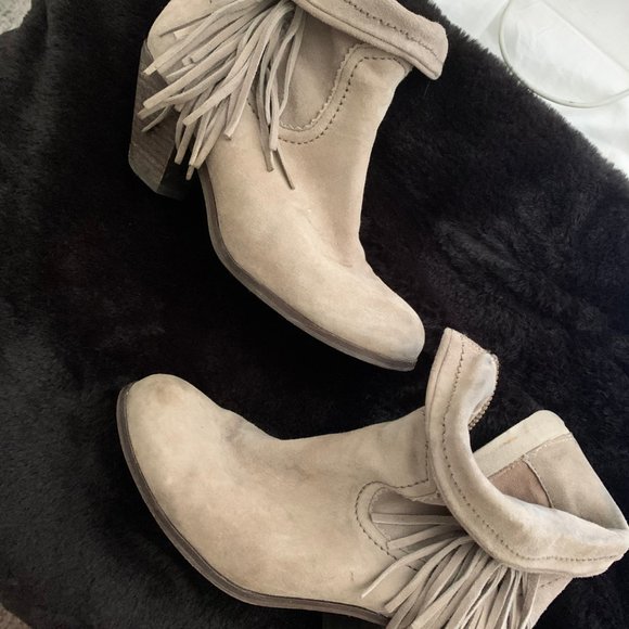 Sam Edelman Louie Fringe Bootie - Picture 2 of 6